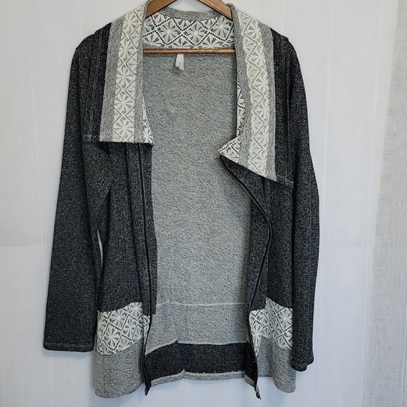 VANITY Zip Gray Cardigan with Collar X-LAR… - Picture 3 of 9